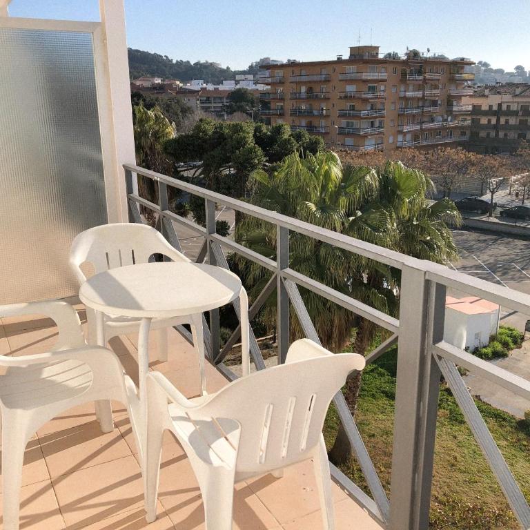 Marina Tossa - Habitación Triple con balcón - 2