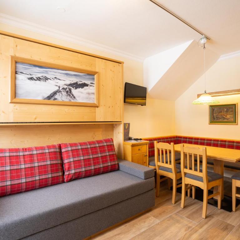 Hubertus Alpine Living - Apartment mit 2 Schlafzimmern und Balkon - 2