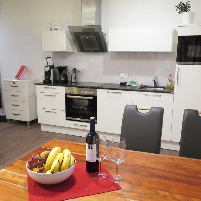 Art Apart Nomay Summercard Blick Top of Salzburg - Apartment mit 2 Schlafzimmern und Gartenblick - 2