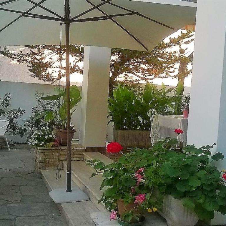 B&B Il Villino Torre Dell'Orso - Camera Matrimoniale con Balcone - 16
