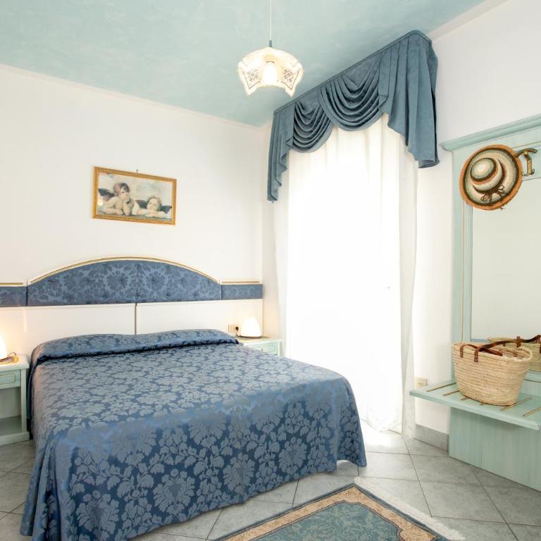 Hotel Elpiro - Camera Matrimoniale Economy - 5