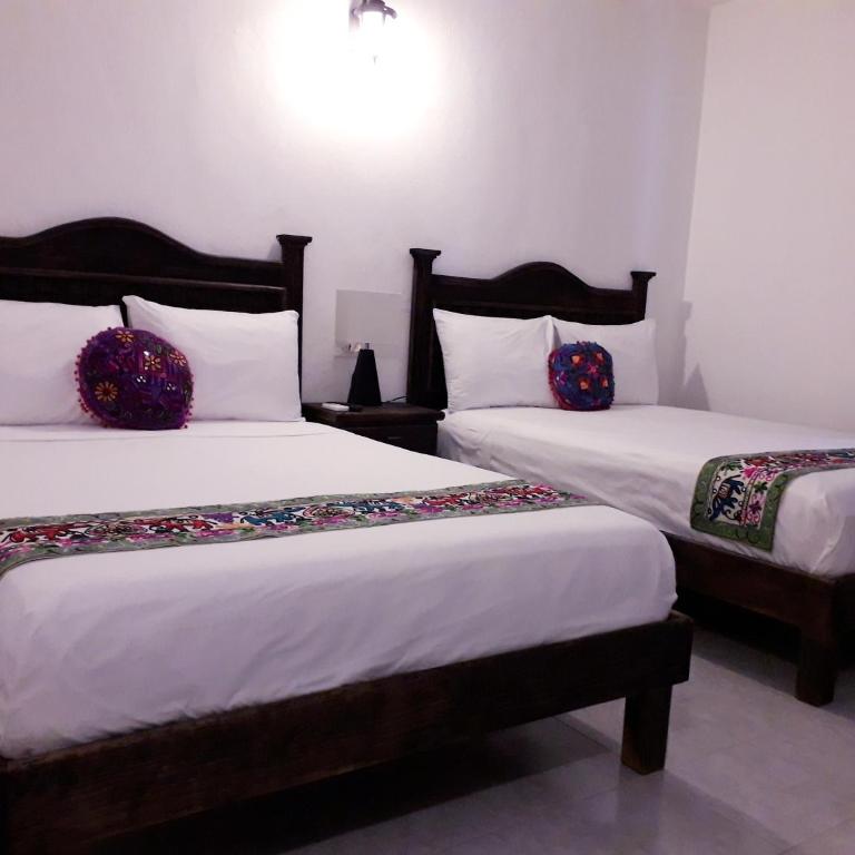 Hotel Peregrina - Habitación Doble Estándar - 2 camas - 6