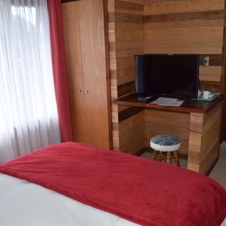 Puerto Austral - Double Room - 8