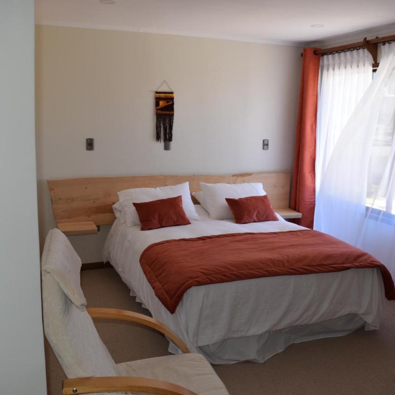 Puerto Austral - Triple Room with Private Bathroom - 6
