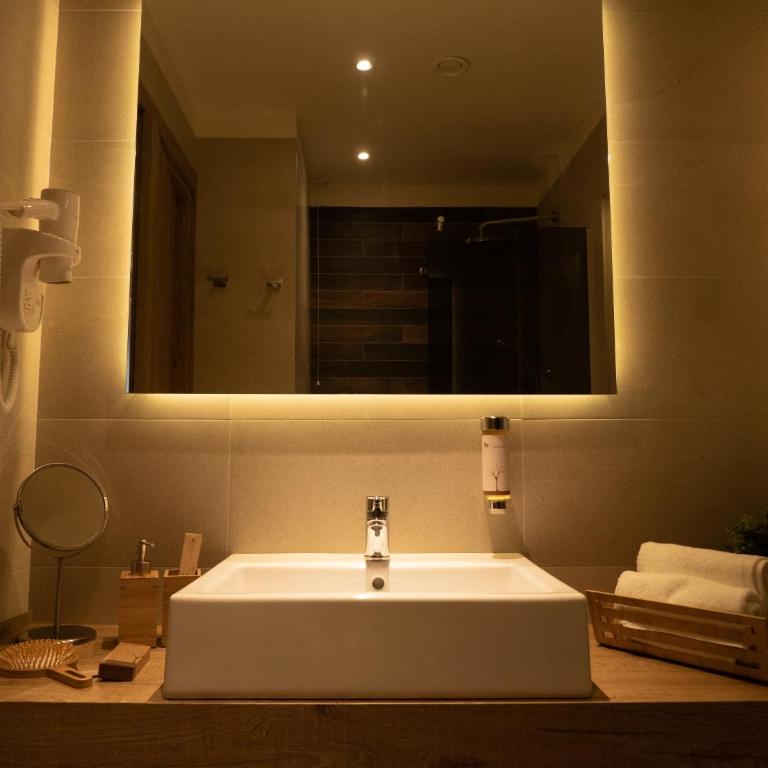 Hotel Putnik Kopaonik - Twin Room - 4