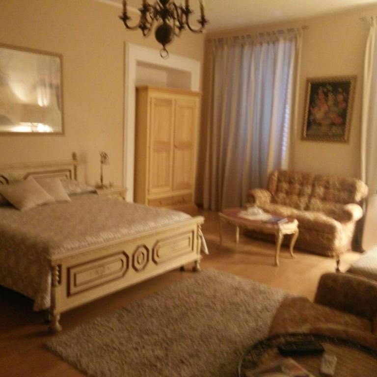 Torrebianca - Deluxe King Room - 1