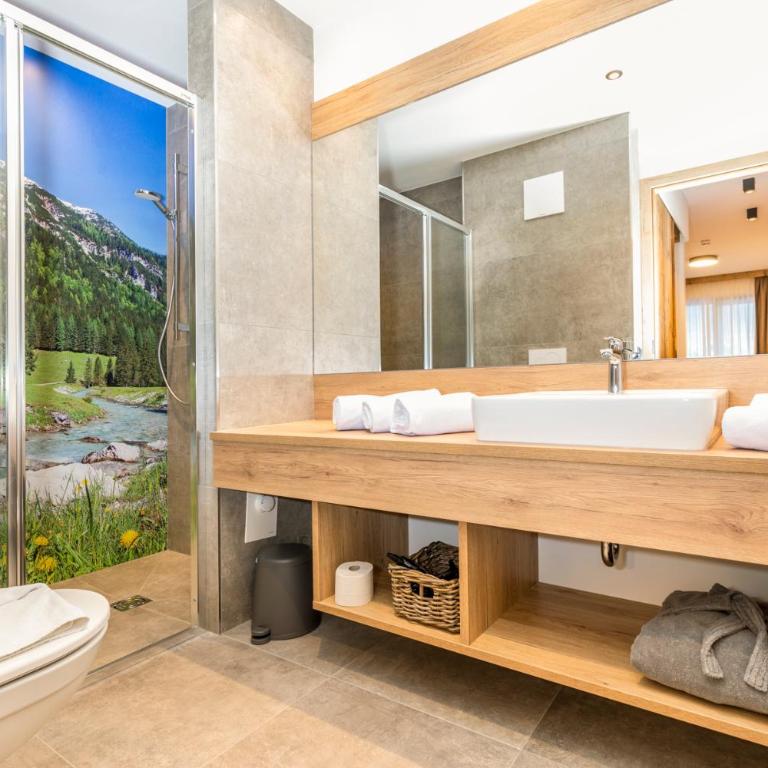 Central - Holiday Resort Flachau - Deluxe Apartment - 2