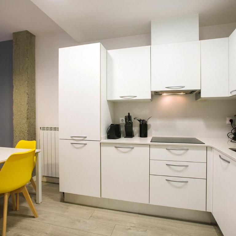 Apartamentos San Marcial 28 - Apartamento de 2 dormitorios - 29