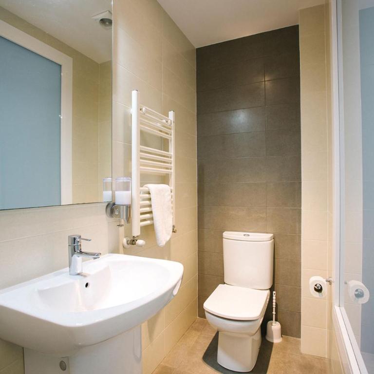 Apartamentos San Marcial 28 - Apartamento de 2 dormitorios - 28