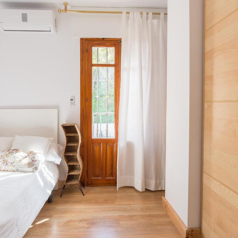 Mundo Nuevo: Acogedor Apartamento en el Centro - Apartamento de 3 dormitorios - 4