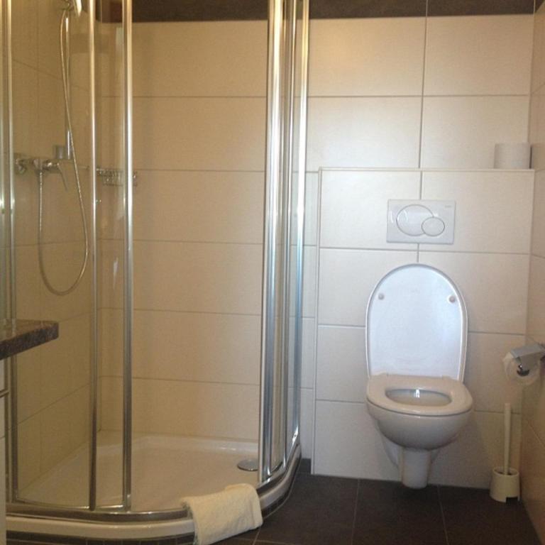 Hotel Traube - Familienzimmer (2 Erwachsene + 2 Kinder) - 11