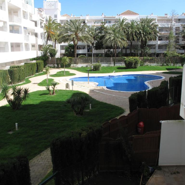 Royal Marine 2 240 Roses - Immo Barneda - Apartamento con vistas a la piscina - 21