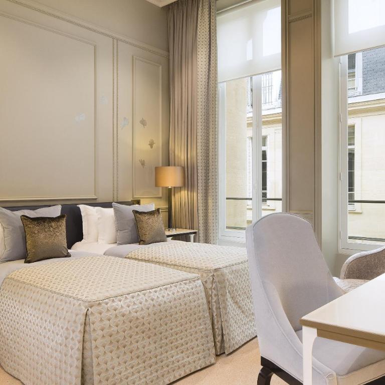 Le Narcisse Blanc - Superior King or Twin Room - 2