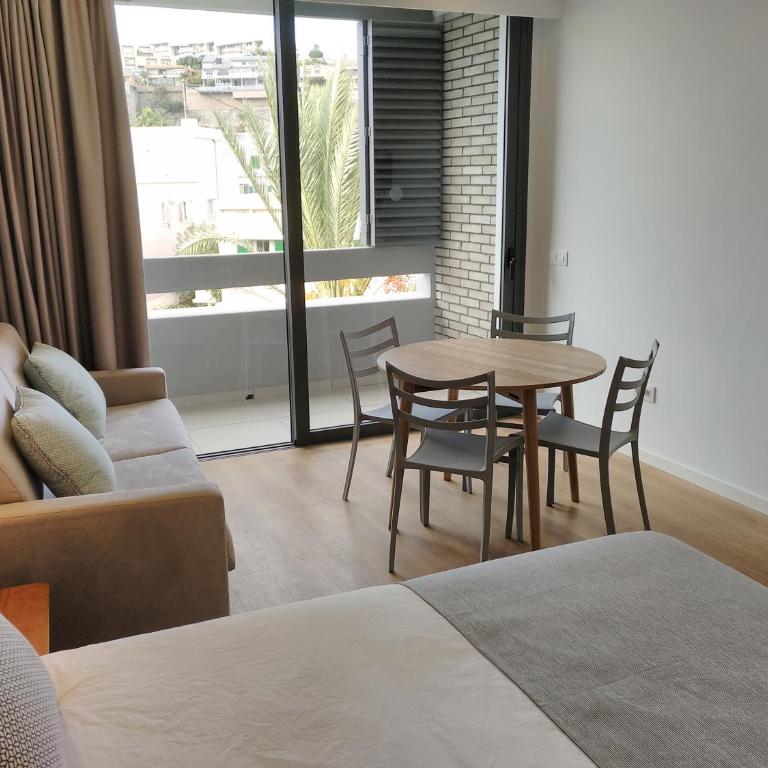 Apartamentos Ciudad Jardín - Apartamento Premium - 3
