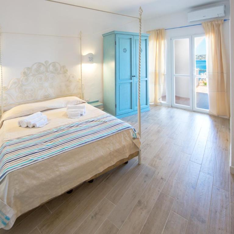Grand Hotel Palau - Camera Familiare con Vista Mare - 2