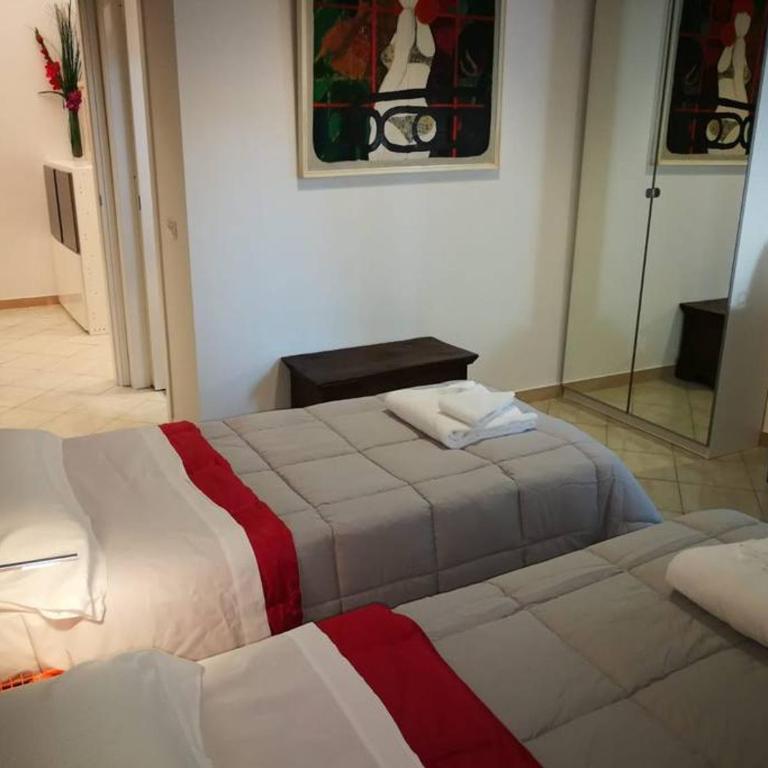B&B BARBERA - Camera Matrimoniale/Doppia con Letti Singoli con Bagno Privato - 20