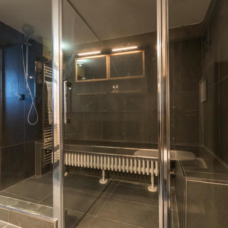 Chalet Yolo - Chalet Retreat in Central Chamonix Steam Room - Chalet Superior - 27