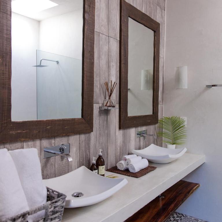 Villas H2O - Habitación Deluxe con cama extragrande - 13