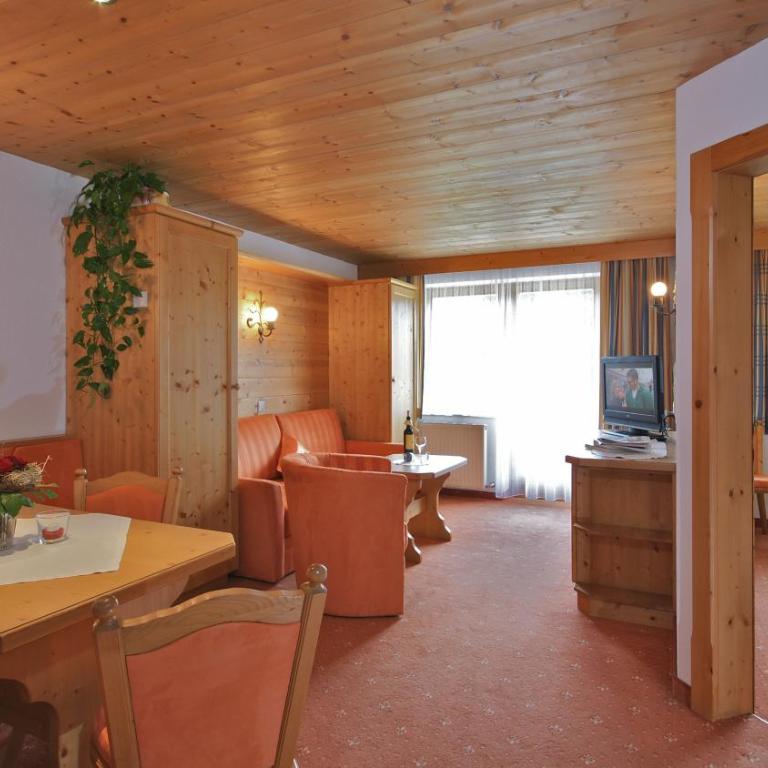 Komfort-Apartments Zufriedenheit - Apartment mit 1 Schlafzimmer und Balkon - 1