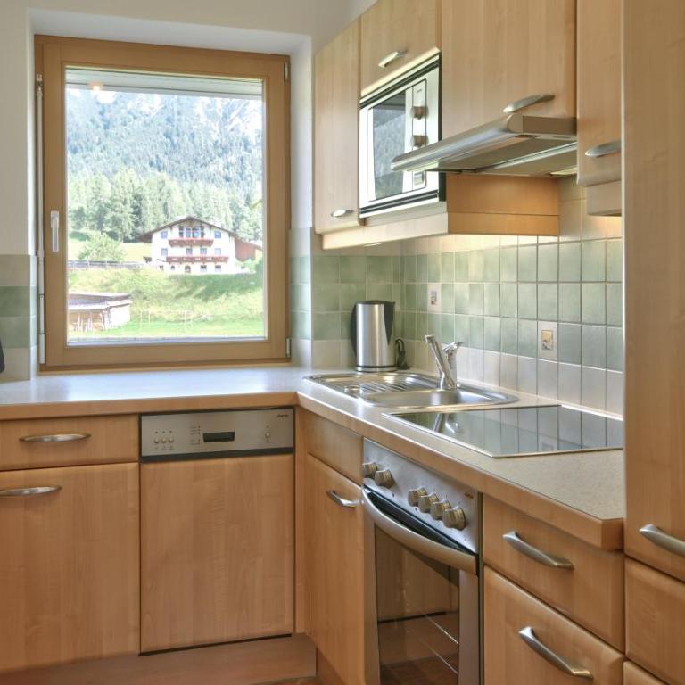 Komfort-Apartments Zufriedenheit - Apartment mit 2 Schlafzimmern und Balkon - 2