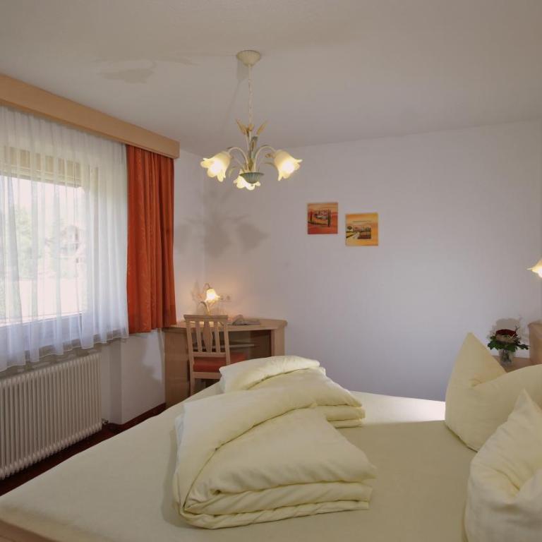 Komfort-Apartments Zufriedenheit - Apartment mit 2 Schlafzimmern und Balkon - 4