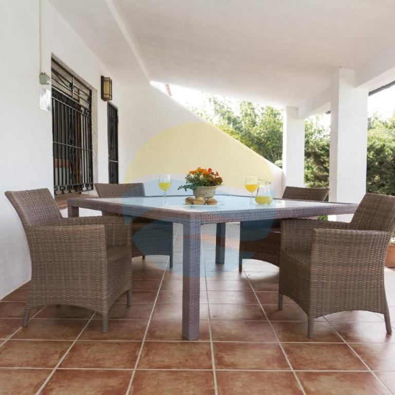 Araceli - Chalet en Riumar con piscina privada, jardín y barbacoa - Deltavacaciones - Casa Unifamiliar de 3 dormitorios - 3