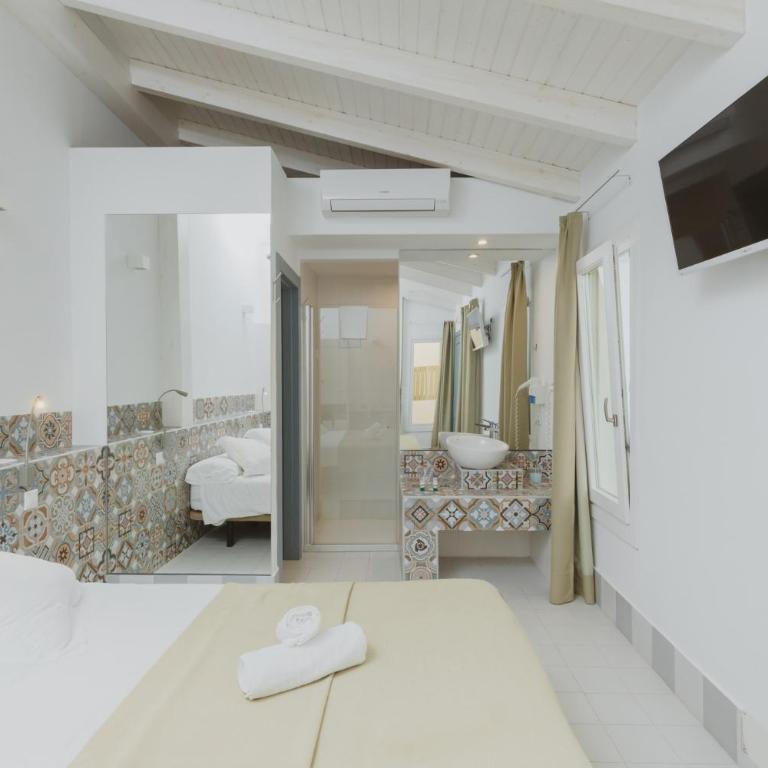 Hostal Gravina - Habitación Doble Superior con terraza - 1