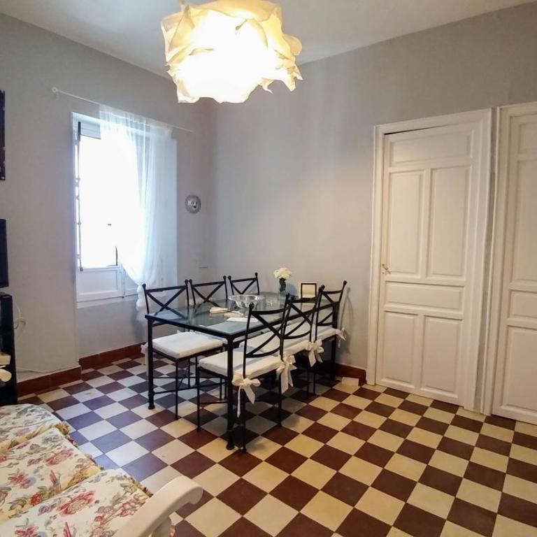 Apartamento Plaza de Doña Elvira 8 - Apartamento de 3 dormitorios - 16