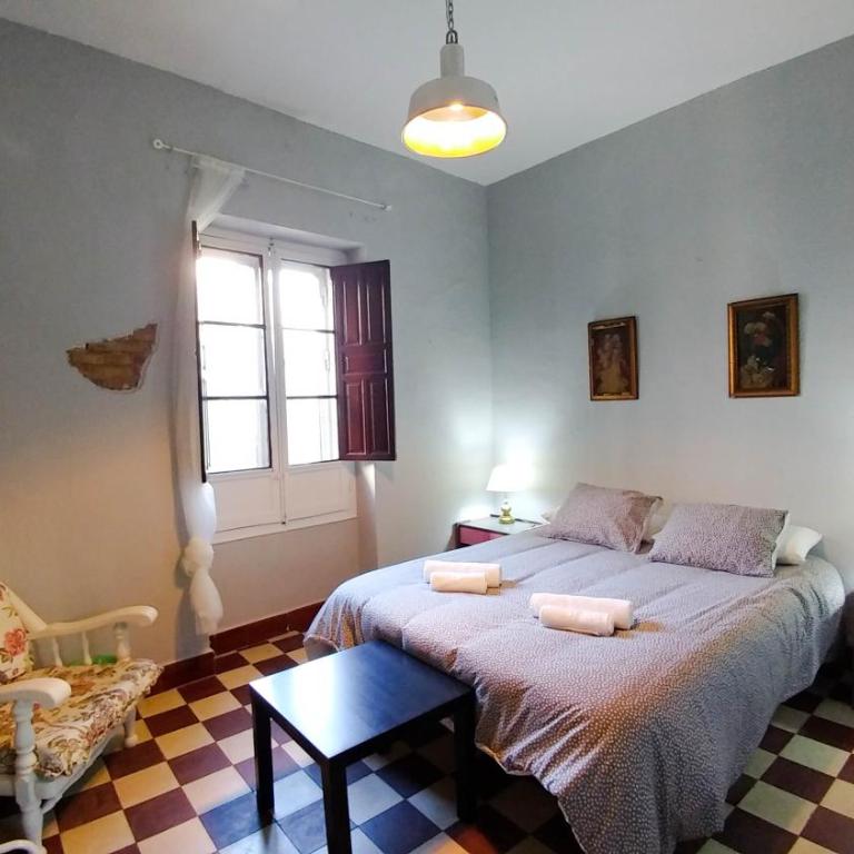 Apartamento Plaza de Doña Elvira 8 - Apartamento de 3 dormitorios - 9