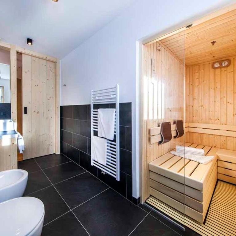 Hotel Garni Broi - Charme & Relax - Camera Matrimoniale/Doppia con Letti Singoli con Sauna - 11