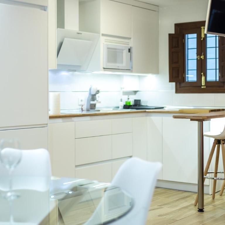 Alojamiento Deanes 5 - Apartamento de 3 dormitorios - 10