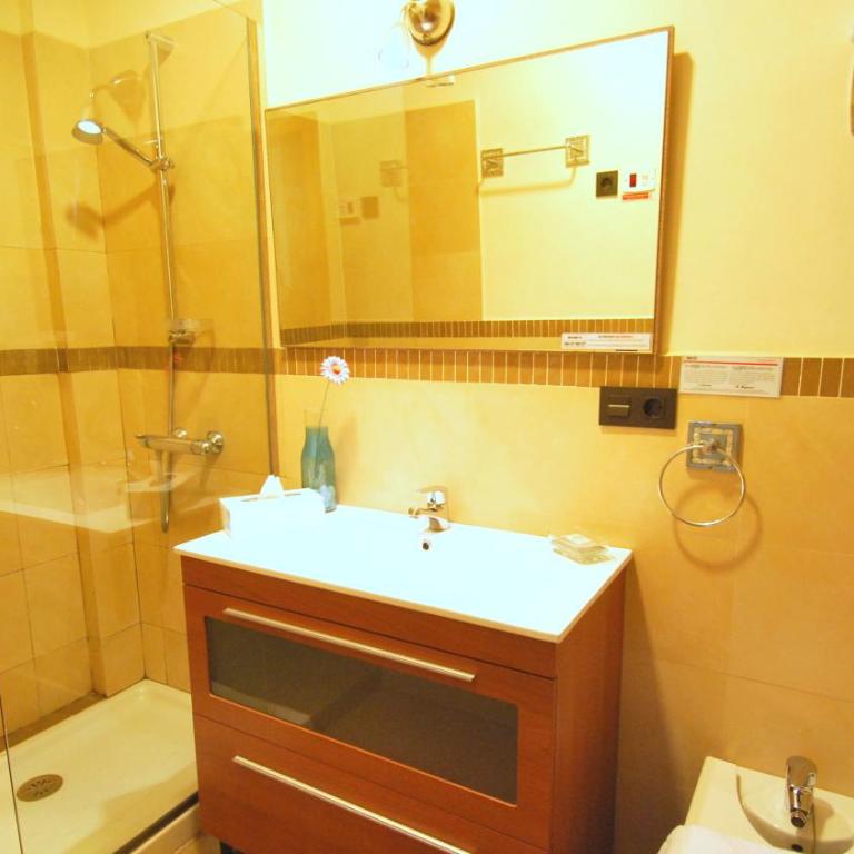 Living-Sevilla Apartments San Lorenzo - Apartamento de 1 dormitorio (2 adultos) - 10