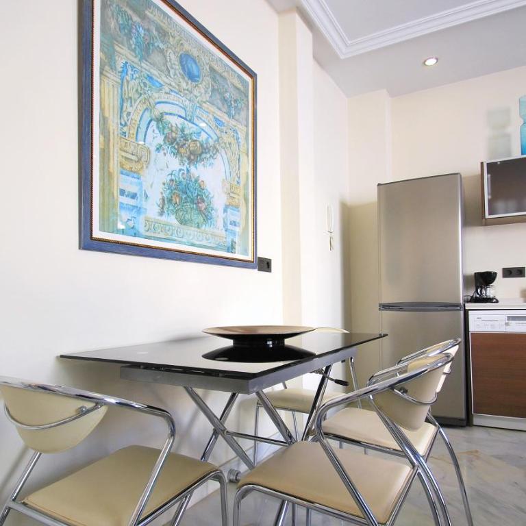 Living-Sevilla Apartments San Lorenzo - Apartamento de 2 dormitorios (4 adultos) - 15