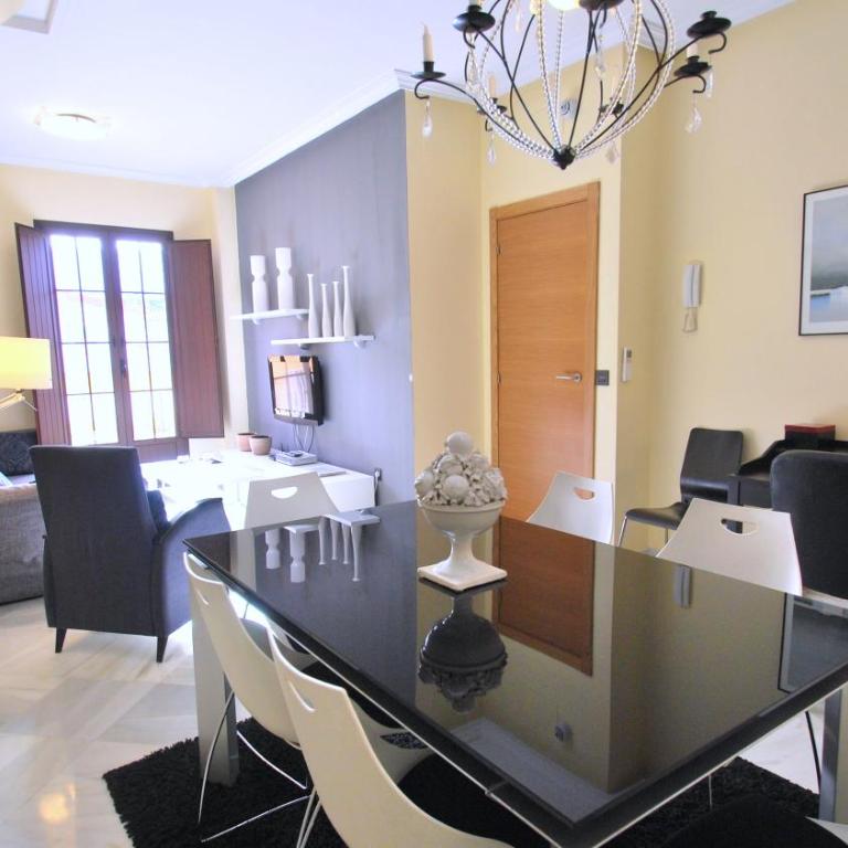 Living-Sevilla Apartments San Lorenzo - Apartamento de 3 dormitorios (6 adultos) - 8