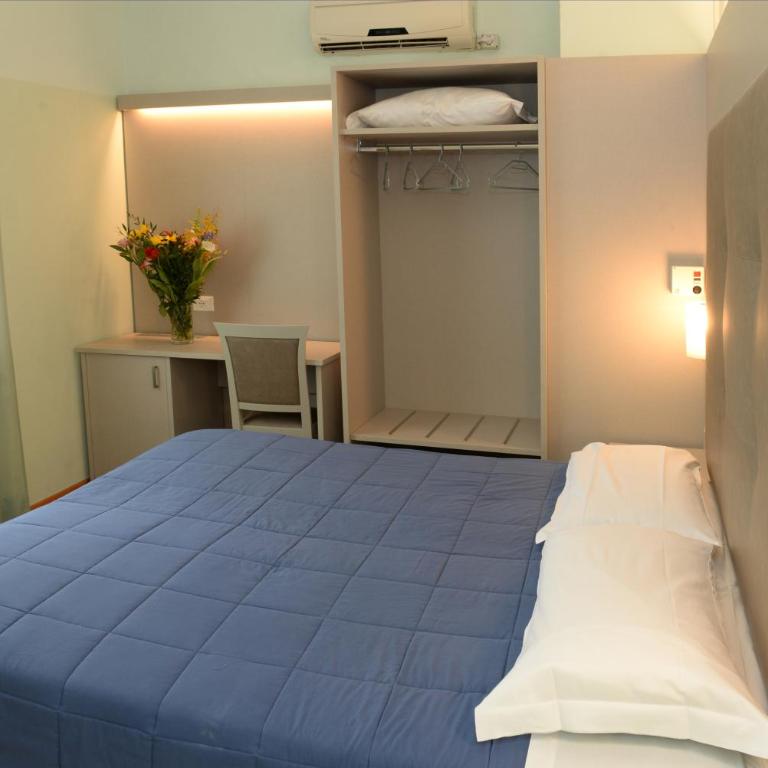 Hotel Puntabella - Camera Matrimoniale/Doppia con Letti Singoli - 11