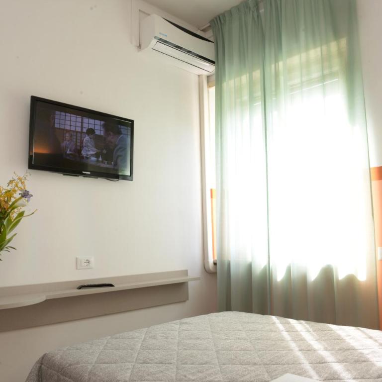 Hotel Puntabella - Camera Matrimoniale Economy - 7