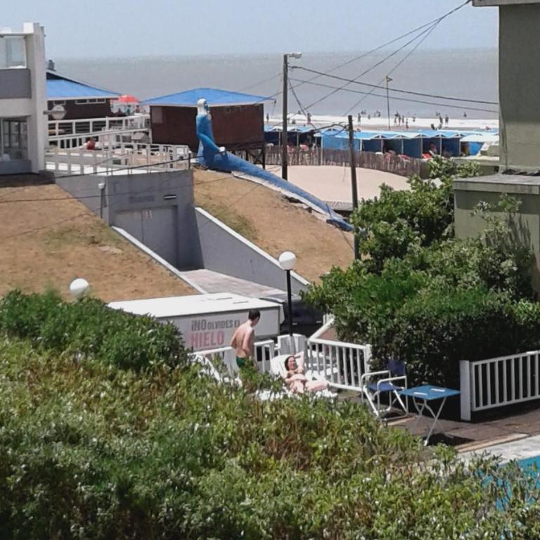 Hospedaje Toscana - Double Room with Balcony and Sea View - 4