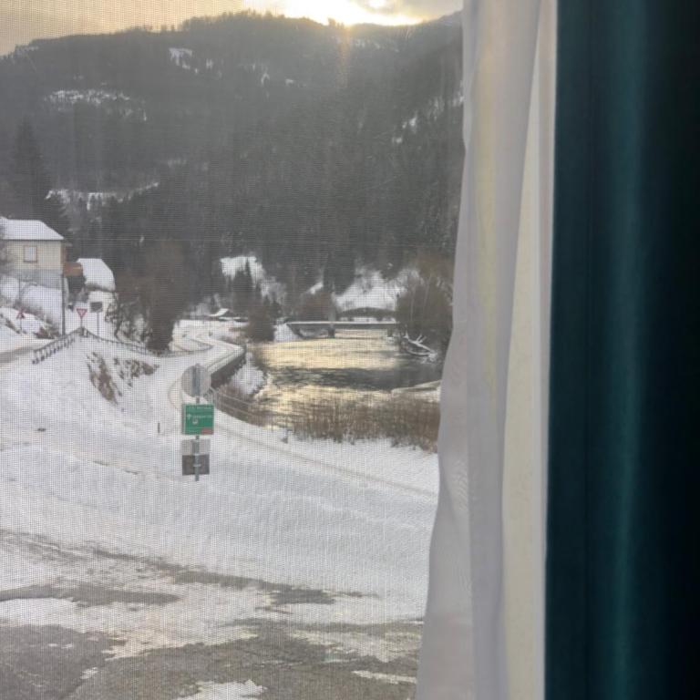 Riverside Ski Apartment - Apartment - 27