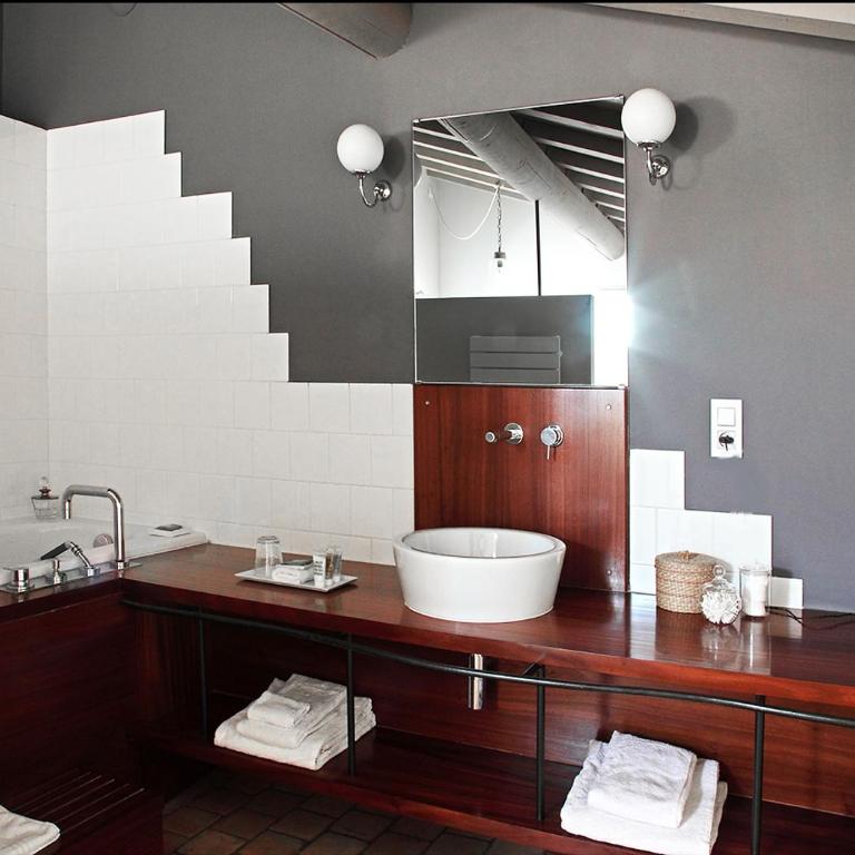 La Maison Sur La Sorgue - Esprit de France - Suite Greniers - 5