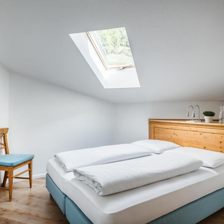 Apartments Mühlegg - Two-Bedroom Apartment with Balcony - 7