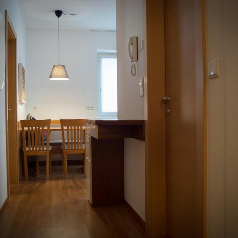 Apartments Domino - Appartamento con 2 Camere da Letto - 2