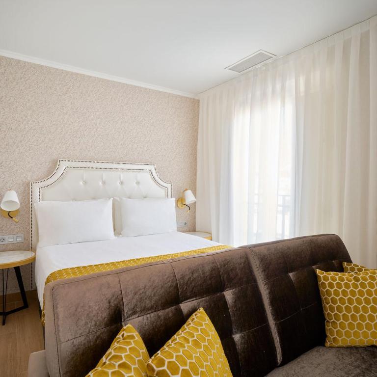 Tandem Soho Suites - Ático con terraza de lujo. - 3