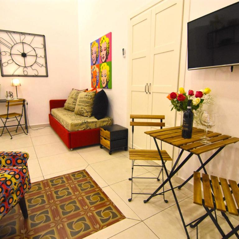 B&B Ninarella Napoli - Deluxe Double Room - 7