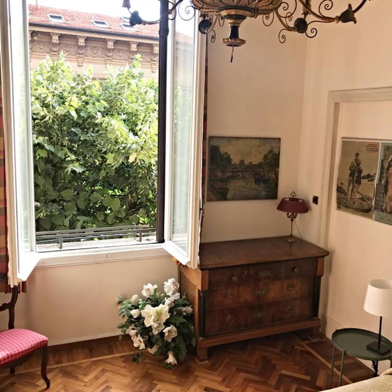 Italy Prestigious Guest House - Camera Matrimoniale/Doppia con Letti Singoli con Bagno Privato Esterno - 4