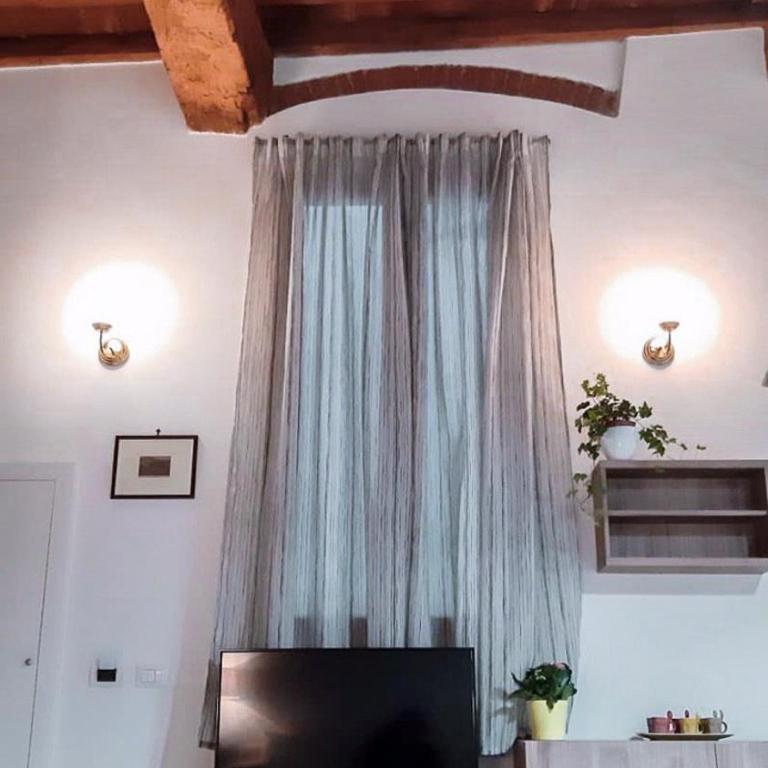 LG House with balcony near Ponte Vecchio - Appartamento con 2 Camere da Letto - 20