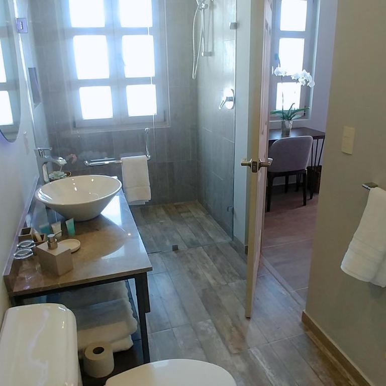 Hotel Casa Once - Deluxe Double Room (2 Adults + 1 Child) - 4