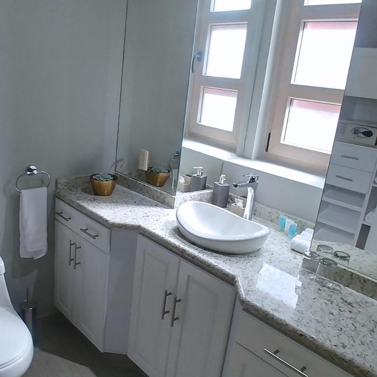 Hotel Casa Once - Queen Suite - 3