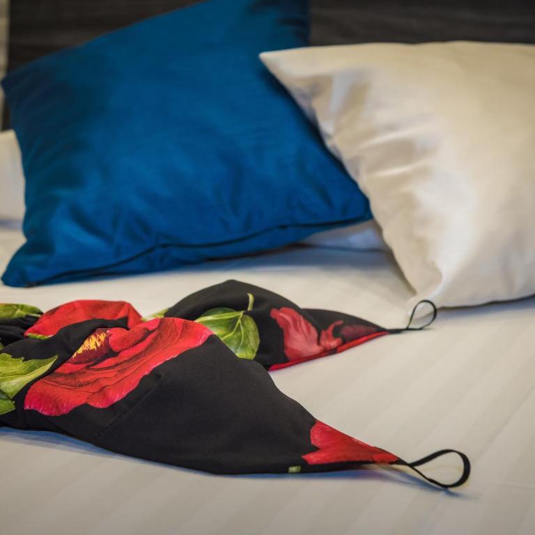 B&B Elegance - Double or Twin Room with Balcony - 12