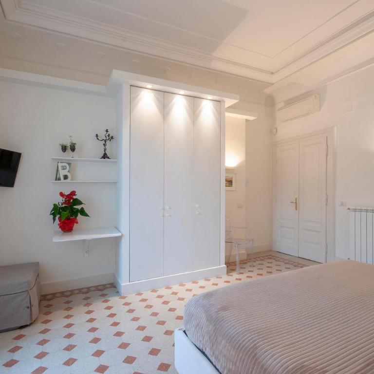 Bea Suites Luxury Rooms - Camera Tripla Superior con Balcon - N.14 - 6
