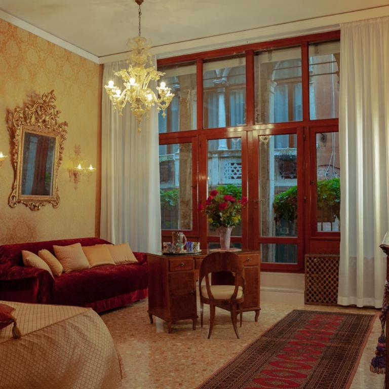 B&B Beroni a Venezia - Suite King con Balcone - 1